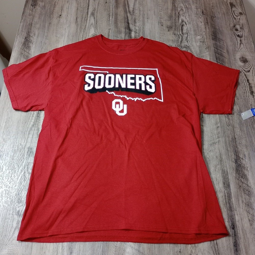 Oklahoma Sooners Men XLarge New With Tags  T-shirt Red short sleeve Tshirt
